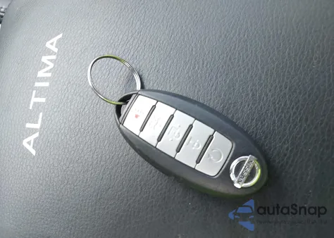 2015 Nissan Altima 2.5 Sv z USA, uszkodzony, nr VIN 1N4AL3AP0FC217005